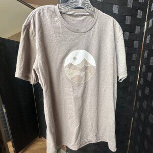 Vuori Tshirt Men's L